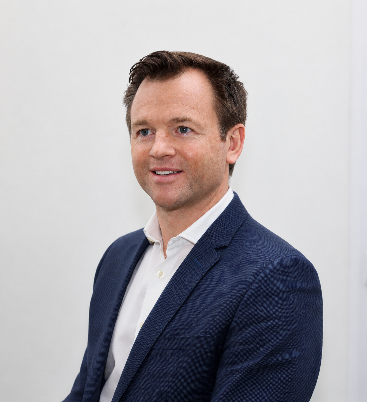 Lead Agent Alex Bowater